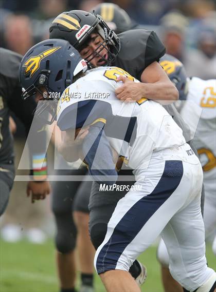 Thumbnail 1 in Victor @ Rush-Henrietta (NYSPHAA Section 5 Class AA Playoff) photogallery.