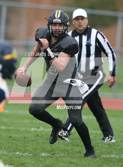 Thumbnail 1 in Victor @ Rush-Henrietta (NYSPHAA Section 5 Class AA Playoff) photogallery.