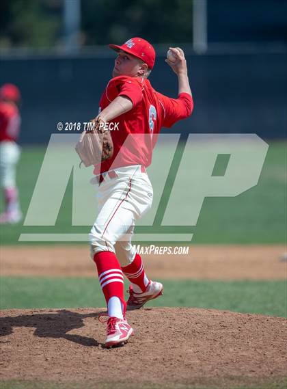 Thumbnail 2 in Dana Hills vs. Bountiful photogallery.