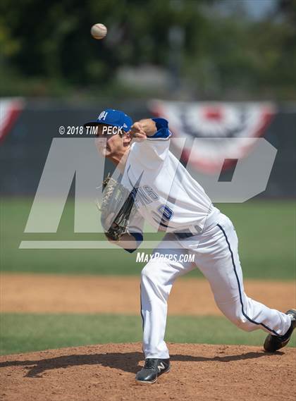 Thumbnail 1 in Dana Hills vs. Bountiful photogallery.