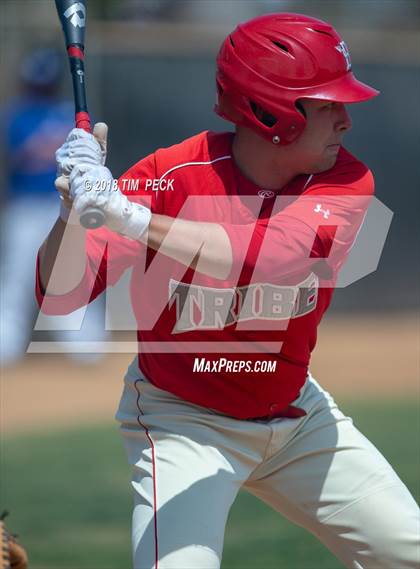 Thumbnail 2 in Dana Hills vs. Bountiful photogallery.