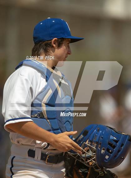 Thumbnail 2 in Dana Hills vs. Bountiful photogallery.