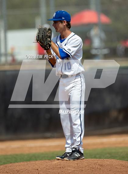 Thumbnail 2 in Dana Hills vs. Bountiful photogallery.