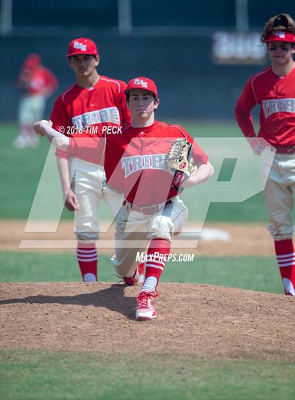 Thumbnail 2 in Dana Hills vs. Bountiful photogallery.
