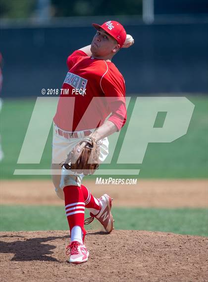 Thumbnail 3 in Dana Hills vs. Bountiful photogallery.