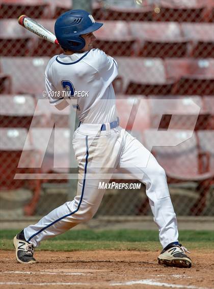 Thumbnail 3 in Dana Hills vs. Bountiful photogallery.