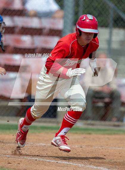 Thumbnail 3 in Dana Hills vs. Bountiful photogallery.