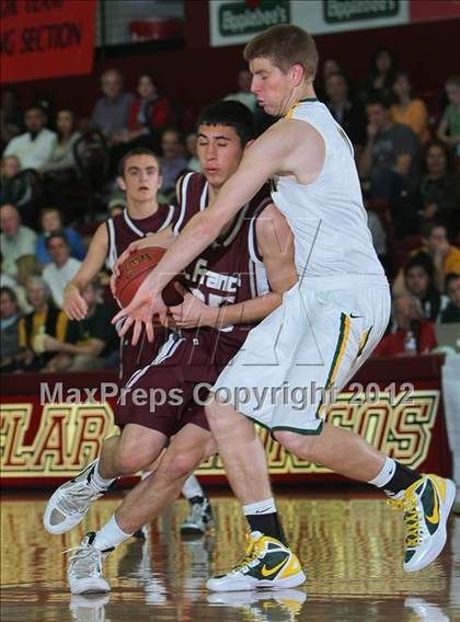 Thumbnail 3 in Pinewood vs. St. Francis (CIF CCS D5 Final) photogallery.