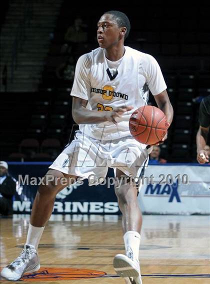 Thumbnail 3 in Bishop O'Dowd vs. Serra (CIF State D3 Final) photogallery.