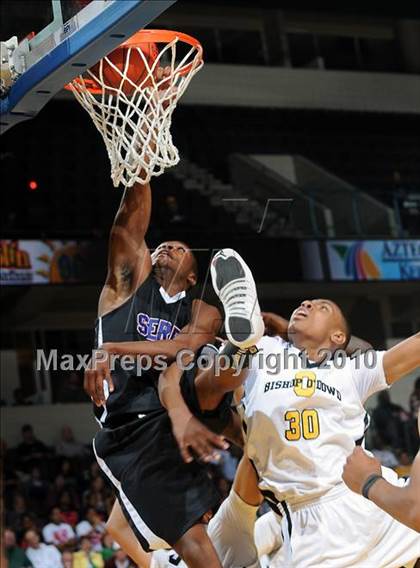 Thumbnail 2 in Bishop O'Dowd vs. Serra (CIF State D3 Final) photogallery.