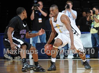 Thumbnail 1 in Bishop O'Dowd vs. Serra (CIF State D3 Final) photogallery.