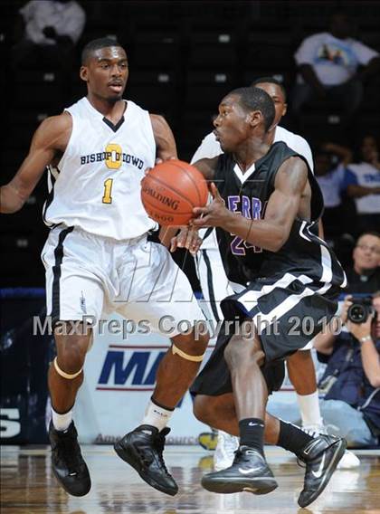 Thumbnail 3 in Bishop O'Dowd vs. Serra (CIF State D3 Final) photogallery.