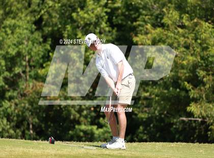 Thumbnail 3 in LHSAA Division IV Final photogallery.