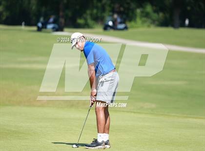 Thumbnail 1 in LHSAA Division IV Final photogallery.