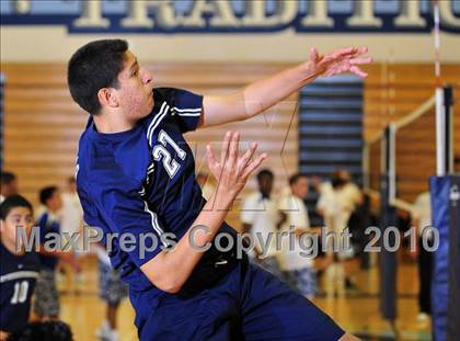 Thumbnail 3 in Montebello vs. St. Francis photogallery.