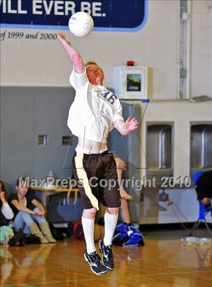 Thumbnail 3 in Montebello vs. St. Francis photogallery.