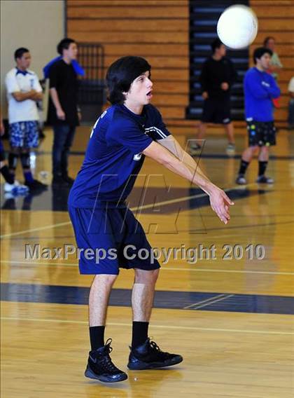 Thumbnail 3 in Montebello vs. St. Francis photogallery.
