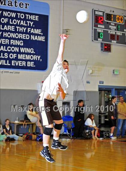 Thumbnail 2 in Montebello vs. St. Francis photogallery.
