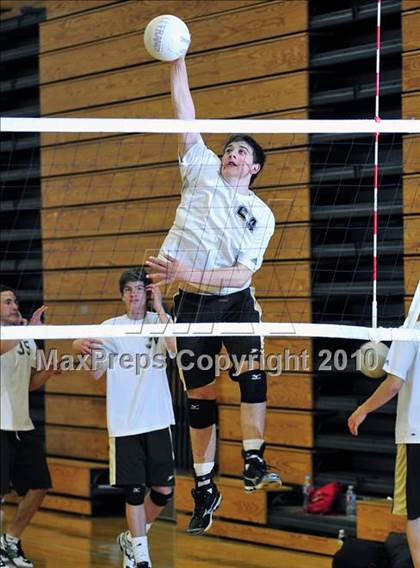 Thumbnail 1 in Montebello vs. St. Francis photogallery.