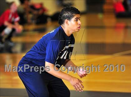 Thumbnail 1 in Montebello vs. St. Francis photogallery.