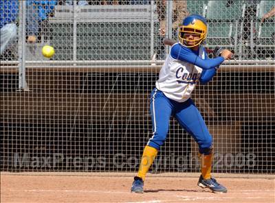 Thumbnail 2 in Lincoln vs. Crenshaw (CIF LA City Section Invitational) photogallery.