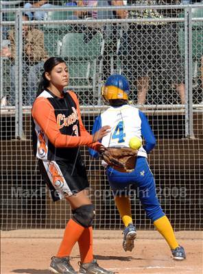 Thumbnail 2 in Lincoln vs. Crenshaw (CIF LA City Section Invitational) photogallery.