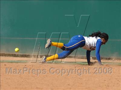 Thumbnail 2 in Lincoln vs. Crenshaw (CIF LA City Section Invitational) photogallery.