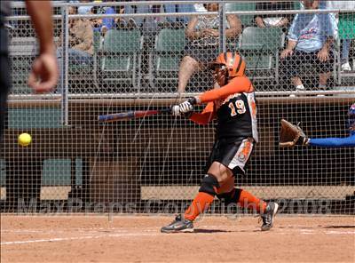 Thumbnail 2 in Lincoln vs. Crenshaw (CIF LA City Section Invitational) photogallery.