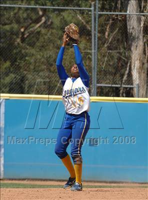 Thumbnail 1 in Lincoln vs. Crenshaw (CIF LA City Section Invitational) photogallery.