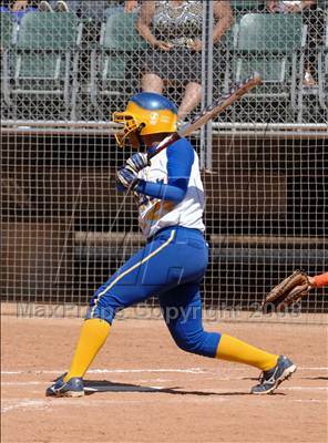 Thumbnail 2 in Lincoln vs. Crenshaw (CIF LA City Section Invitational) photogallery.