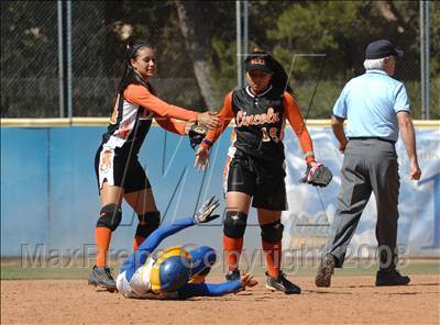 Thumbnail 2 in Lincoln vs. Crenshaw (CIF LA City Section Invitational) photogallery.