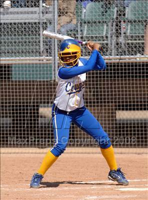 Thumbnail 2 in Lincoln vs. Crenshaw (CIF LA City Section Invitational) photogallery.