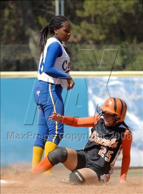 Thumbnail 1 in Lincoln vs. Crenshaw (CIF LA City Section Invitational) photogallery.
