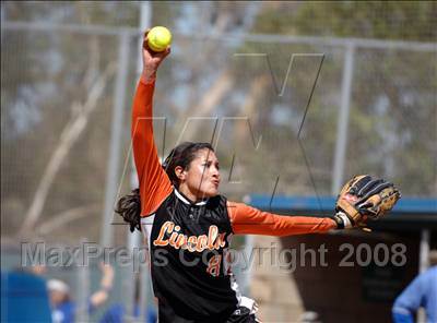 Thumbnail 2 in Lincoln vs. Crenshaw (CIF LA City Section Invitational) photogallery.