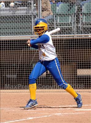 Thumbnail 2 in Lincoln vs. Crenshaw (CIF LA City Section Invitational) photogallery.