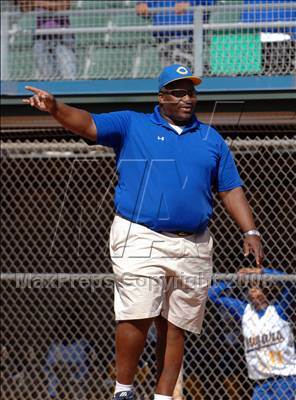 Thumbnail 1 in Lincoln vs. Crenshaw (CIF LA City Section Invitational) photogallery.