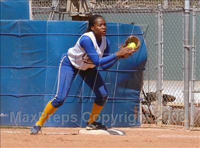 Thumbnail 3 in Lincoln vs. Crenshaw (CIF LA City Section Invitational) photogallery.