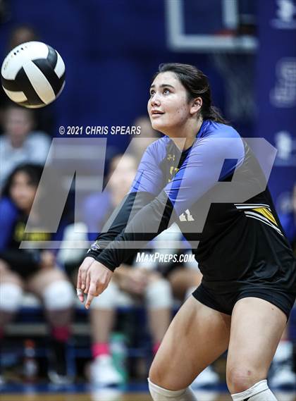 Thumbnail 3 in St. John Lutheran vs. Redeemer Christian photogallery.