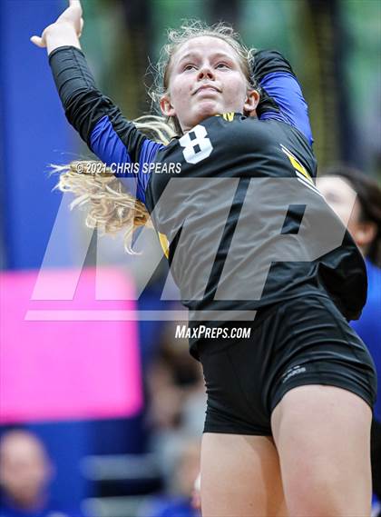 Thumbnail 1 in St. John Lutheran vs. Redeemer Christian photogallery.