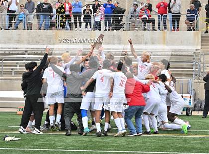 Thumbnail 3 in Duncanville vs. Cypress Woods (UIL 6A Regional Final) photogallery.