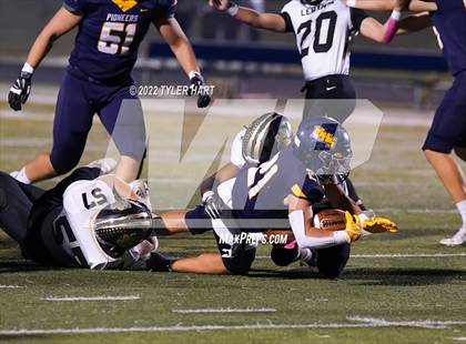 Thumbnail 2 in Lebanon vs. Mooresville (IHSAA 4A Sectional First Round) photogallery.