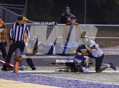 Thumbnail 3 in Lebanon vs. Mooresville (IHSAA 4A Sectional First Round) photogallery.