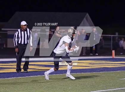 Thumbnail 2 in Lebanon vs. Mooresville (IHSAA 4A Sectional First Round) photogallery.