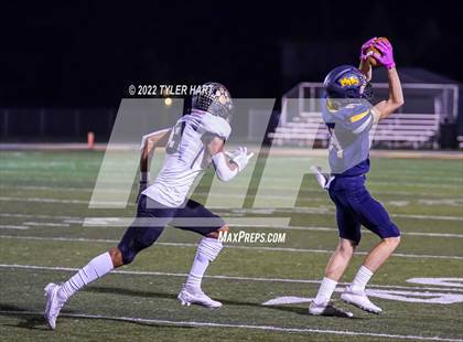 Thumbnail 1 in Lebanon vs. Mooresville (IHSAA 4A Sectional First Round) photogallery.