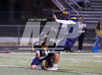 Thumbnail 1 in Lebanon vs. Mooresville (IHSAA 4A Sectional First Round) photogallery.