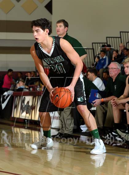 Thumbnail 2 in Columbia Christian vs. Jackson (MaxPreps Holiday Classic) photogallery.