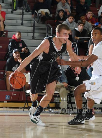 Thumbnail 3 in Columbia Christian vs. Jackson (MaxPreps Holiday Classic) photogallery.