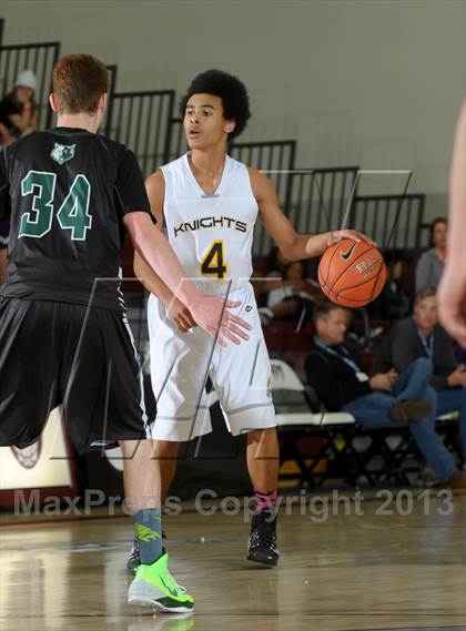 Thumbnail 3 in Columbia Christian vs. Jackson (MaxPreps Holiday Classic) photogallery.