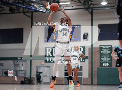 Thumbnail 3 in Rock Hill vs. Rudder (Aggieland Invitational) photogallery.