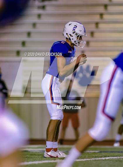 Thumbnail 3 in Graham vs Perryton (UIL 4A Area Playoff) photogallery.